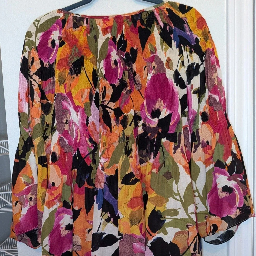 Catherines Floral Boho Keyhole Tunic Top Multi-Color Bell Sleeve Size 26/28